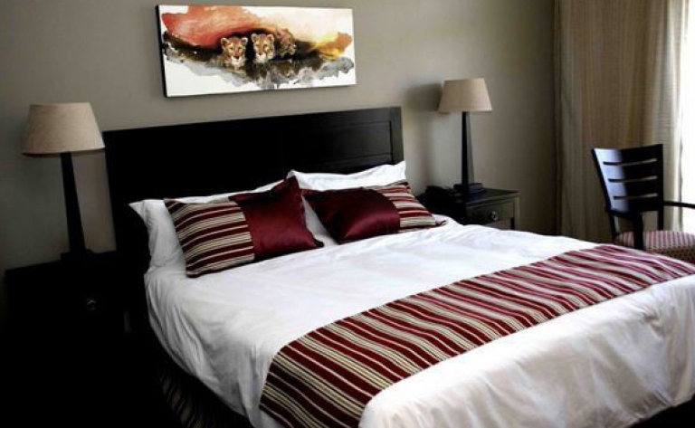 Hotel White River