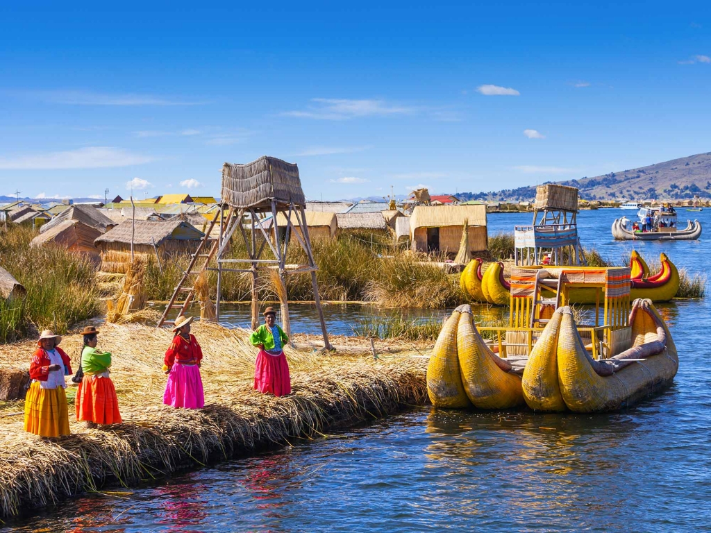 Naviguez sur le Lac Titicaca