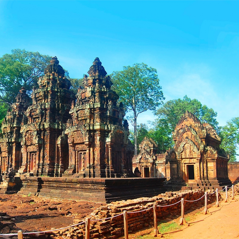 Les bas-reliefs d’Angkor et son atmosphère lacustre !