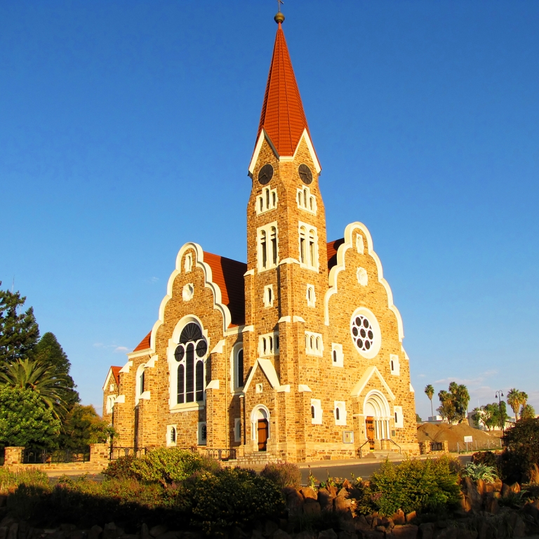 Contrastes de la capitale namibienne