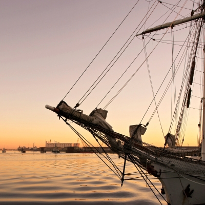 Croisière et dîner au coucher du soleil dans la baie