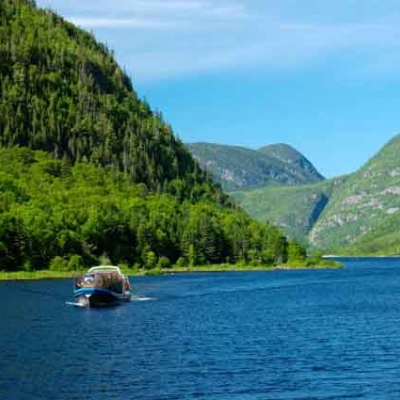 Croisière en bateau mouche avec un guide naturaliste