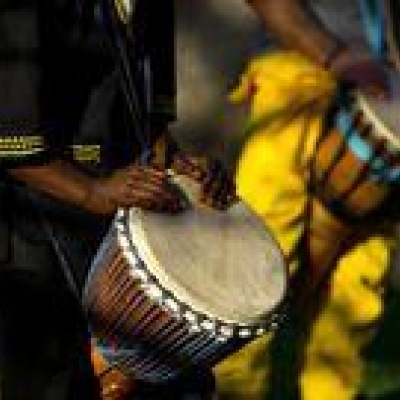 Dîner et spectacle de danse et de musique traditionnelle