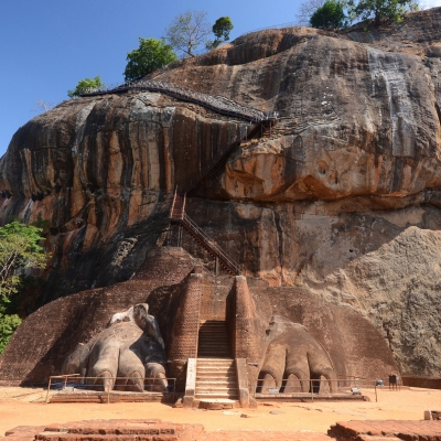 Ancienne forteresse royale de Sigiriya (ou le rocher du lion)