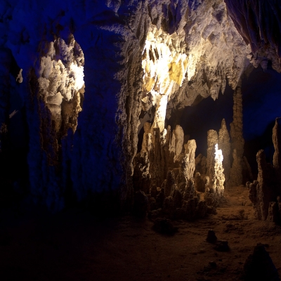 Exploration de la grotte de Kong Lor