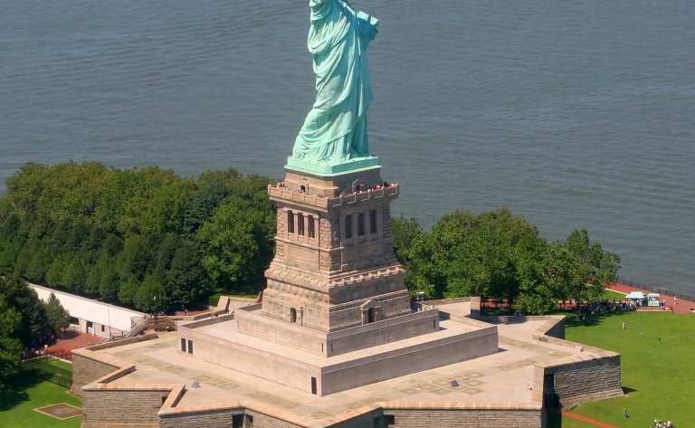 Tour en hélicoptère au dessus de Manhattan (réservable par nos soins)
