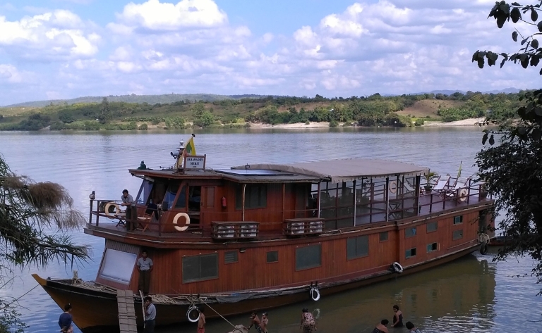 Hotel Mandalay