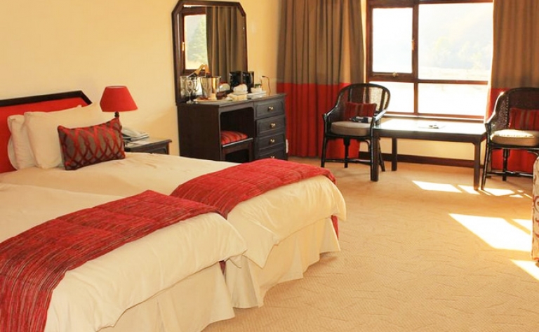 Hotel Sani Pass