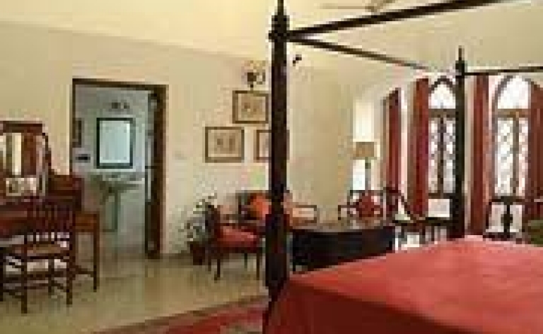 Hotel Shapura