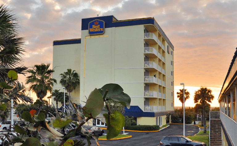Hotel Cocoa Beach