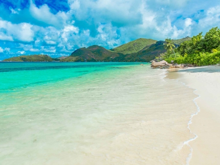 Faites le plein de Praslin