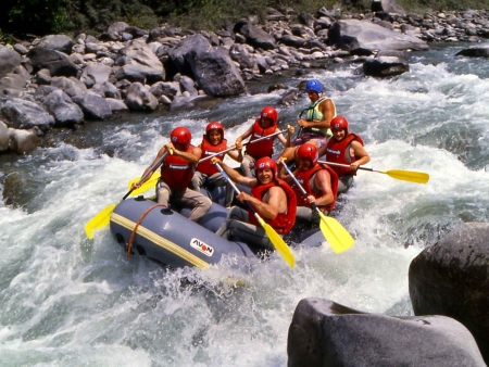 Rafting sur la rivière Kelani