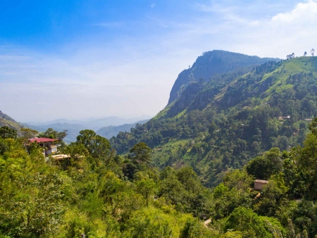 Ella, village perdu dans les montagnes