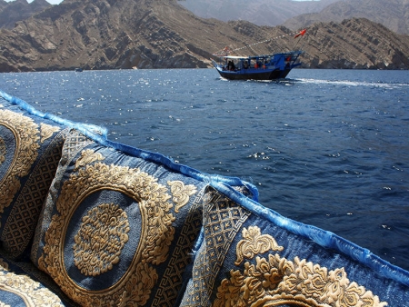 Croisière sur les eaux émeraude de la péninsule de Musandam
