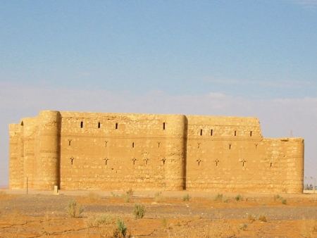 Les châteaux du désert