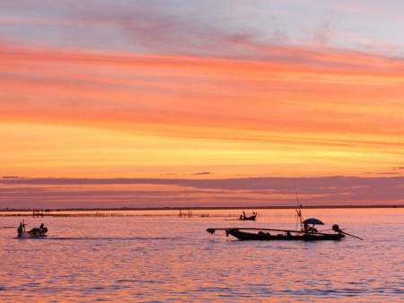 Paysages et ethnies du lac Inle