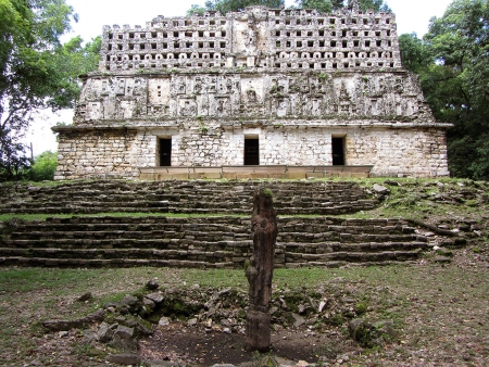 Les ruines cachées de la forêt Lacandone…