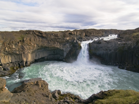 Cascades et sources chaudes