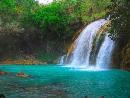 Des cascades d’eau cristalline…