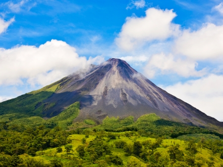 Majestueux volcan Arenal